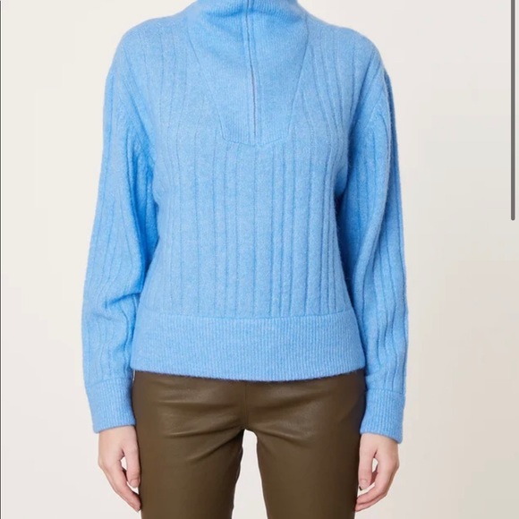 Gestuz 
Sweater AlphaGZ R zipper pullover - Picture 1 of 8